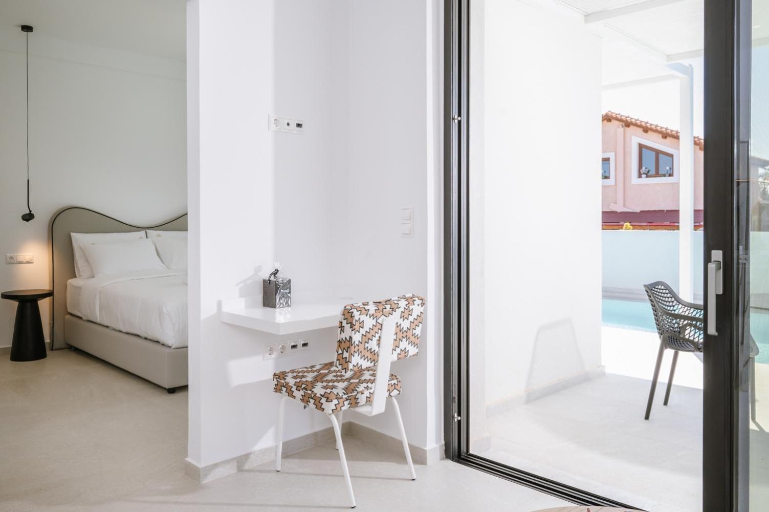 Sardines Luxury Suites Khersónisos Eksteriør bilde