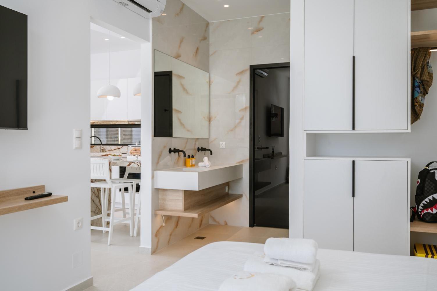 Sardines Luxury Suites Khersónisos Eksteriør bilde